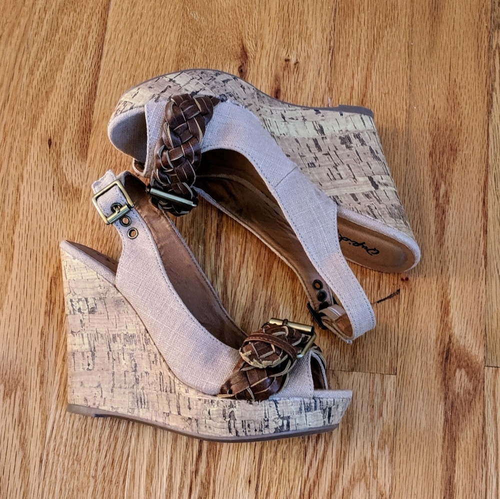 Peep Toe Slingback Platform Sandals. Size 5.5.